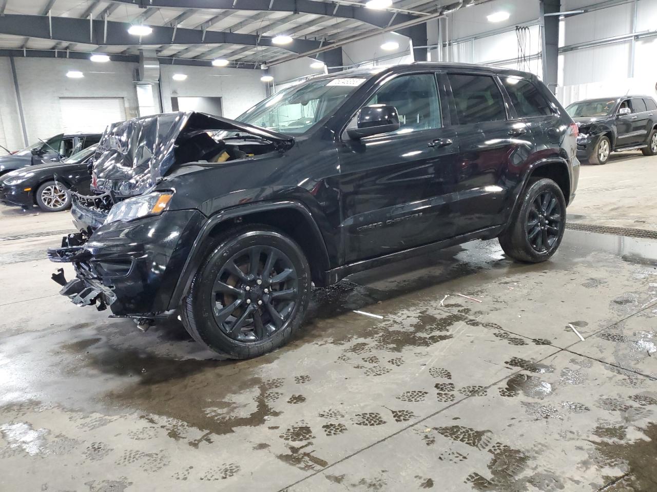 2018 JEEP GRAND CHEROKEE LAREDO