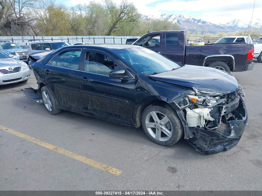 2014 TOYOTA CAMRY SE