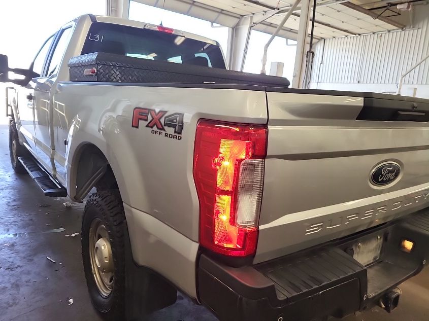 2019 FORD F-250 XL