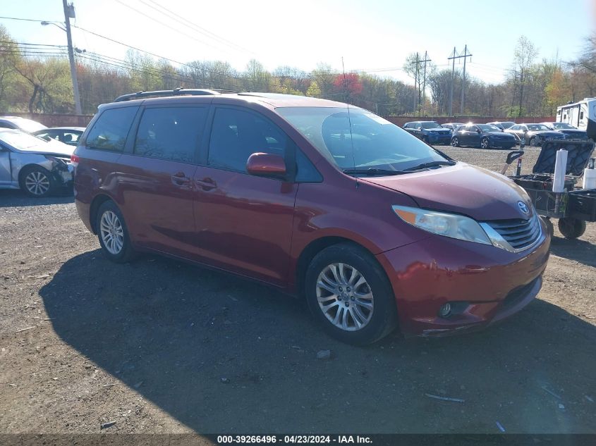 2011 TOYOTA SIENNA XLE V6