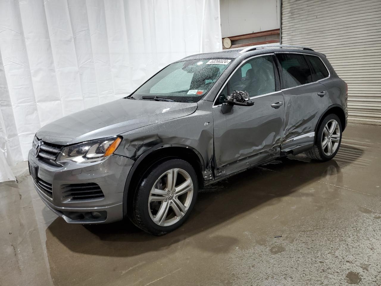 2014 VOLKSWAGEN TOUAREG V6