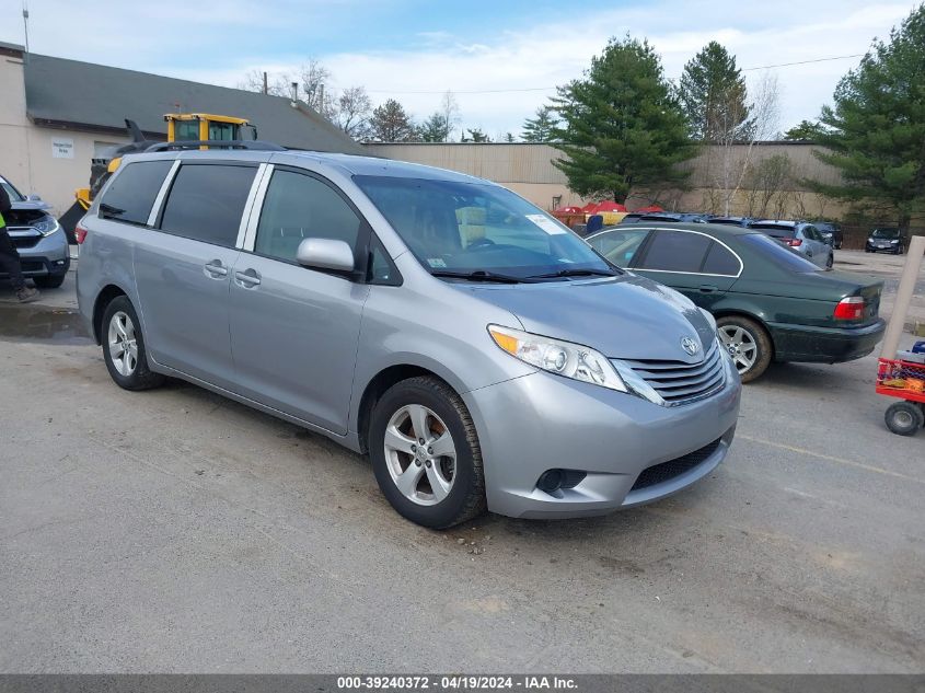 2017 TOYOTA SIENNA LE 8 PASSENGER