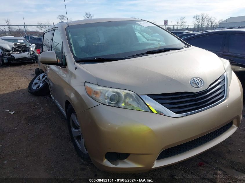 2011 TOYOTA SIENNA LE V6