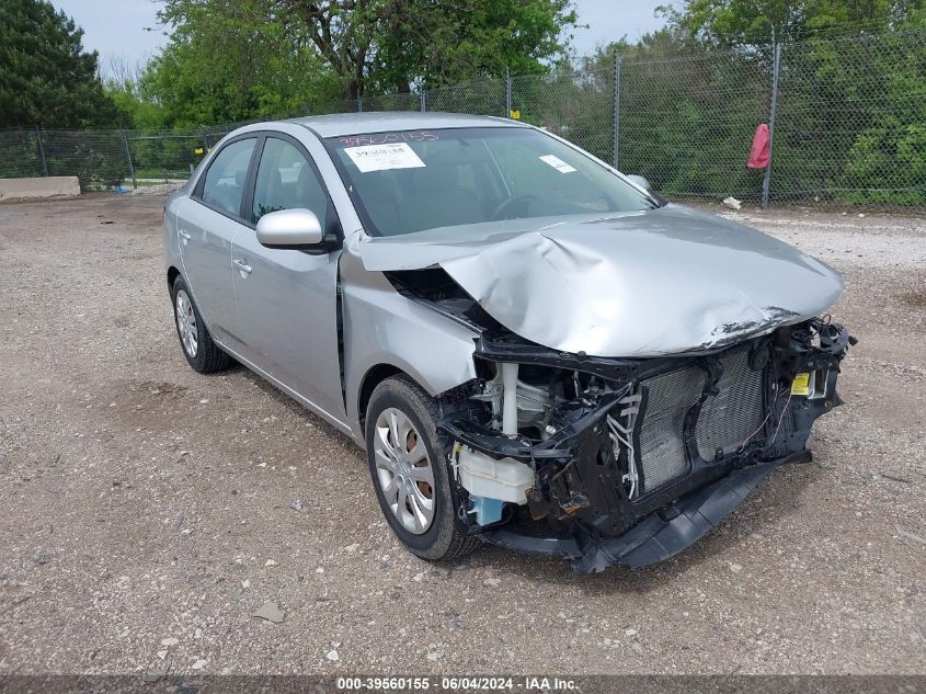 2013 KIA FORTE LX