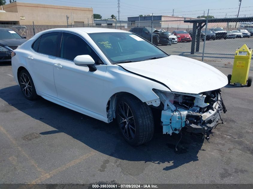 2022 TOYOTA CAMRY SE HYBRID