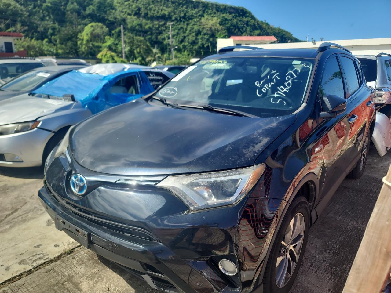 2016 TOYOTA RAV4 HV LIMITED