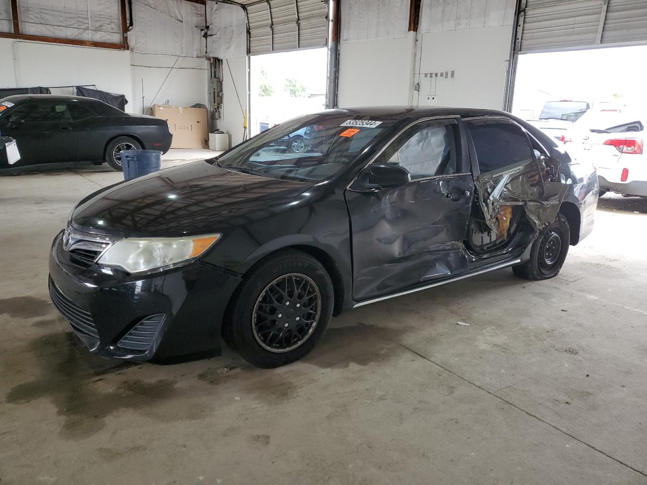 2013 TOYOTA CAMRY L