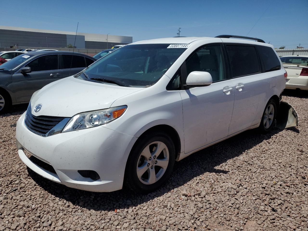 2011 TOYOTA SIENNA LE