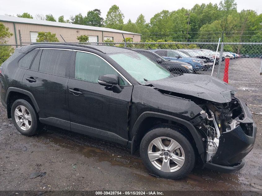 2021 TOYOTA RAV4 XLE