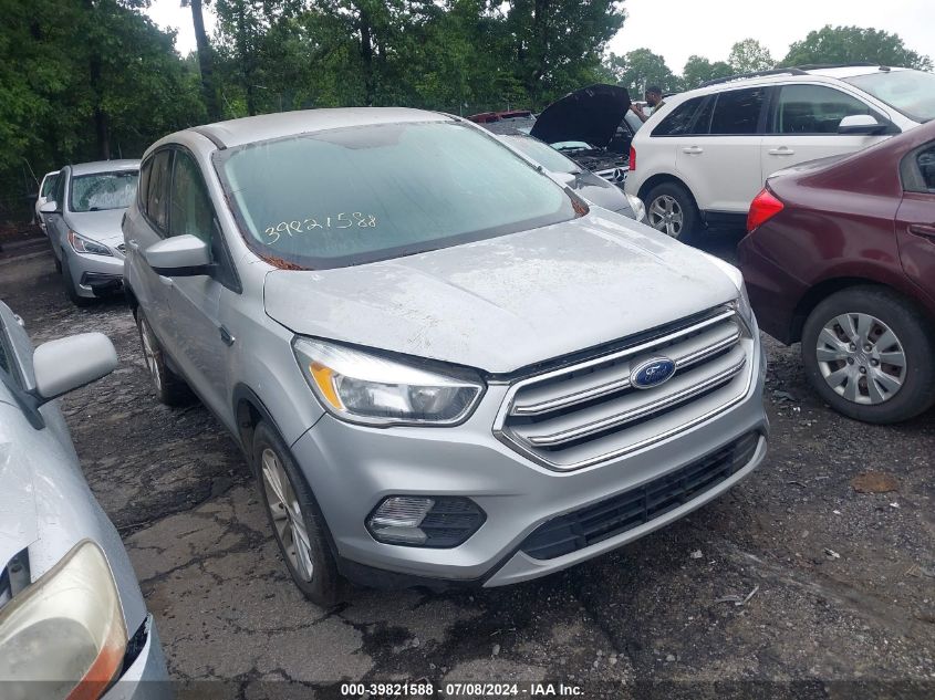 2019 FORD ESCAPE SE