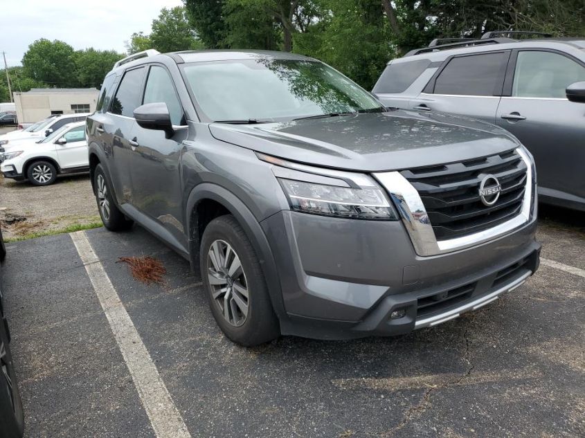 2023 NISSAN PATHFINDER SL