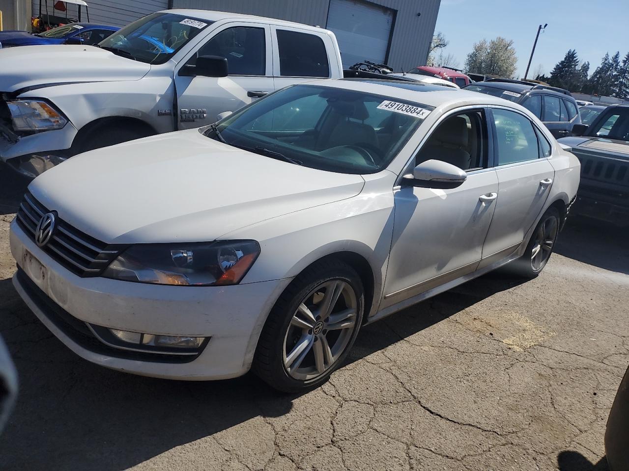 2012 VOLKSWAGEN PASSAT SE