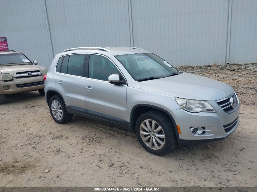 2011 VOLKSWAGEN TIGUAN SE