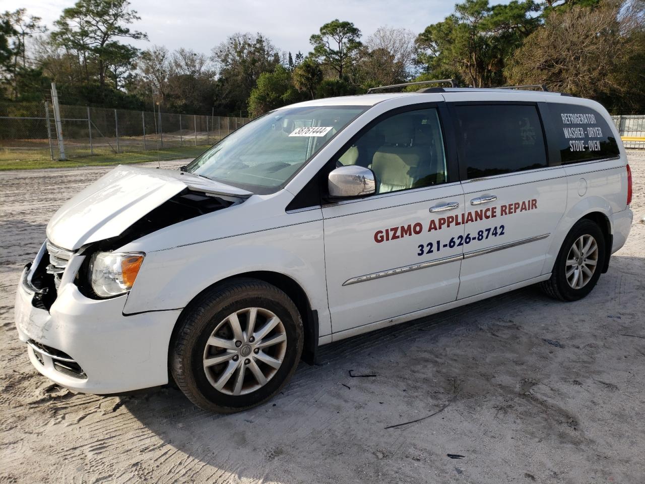 2015 CHRYSLER TOWN & COUNTRY LIMITED PLATINUM