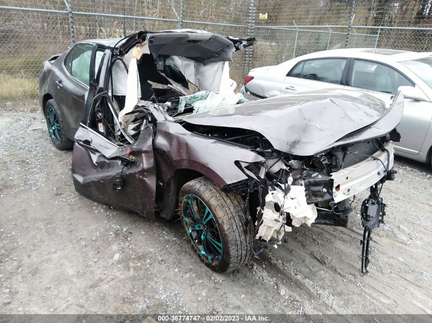 2019 TOYOTA CAMRY LE