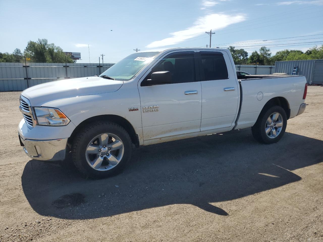 2015 RAM 1500 SLT