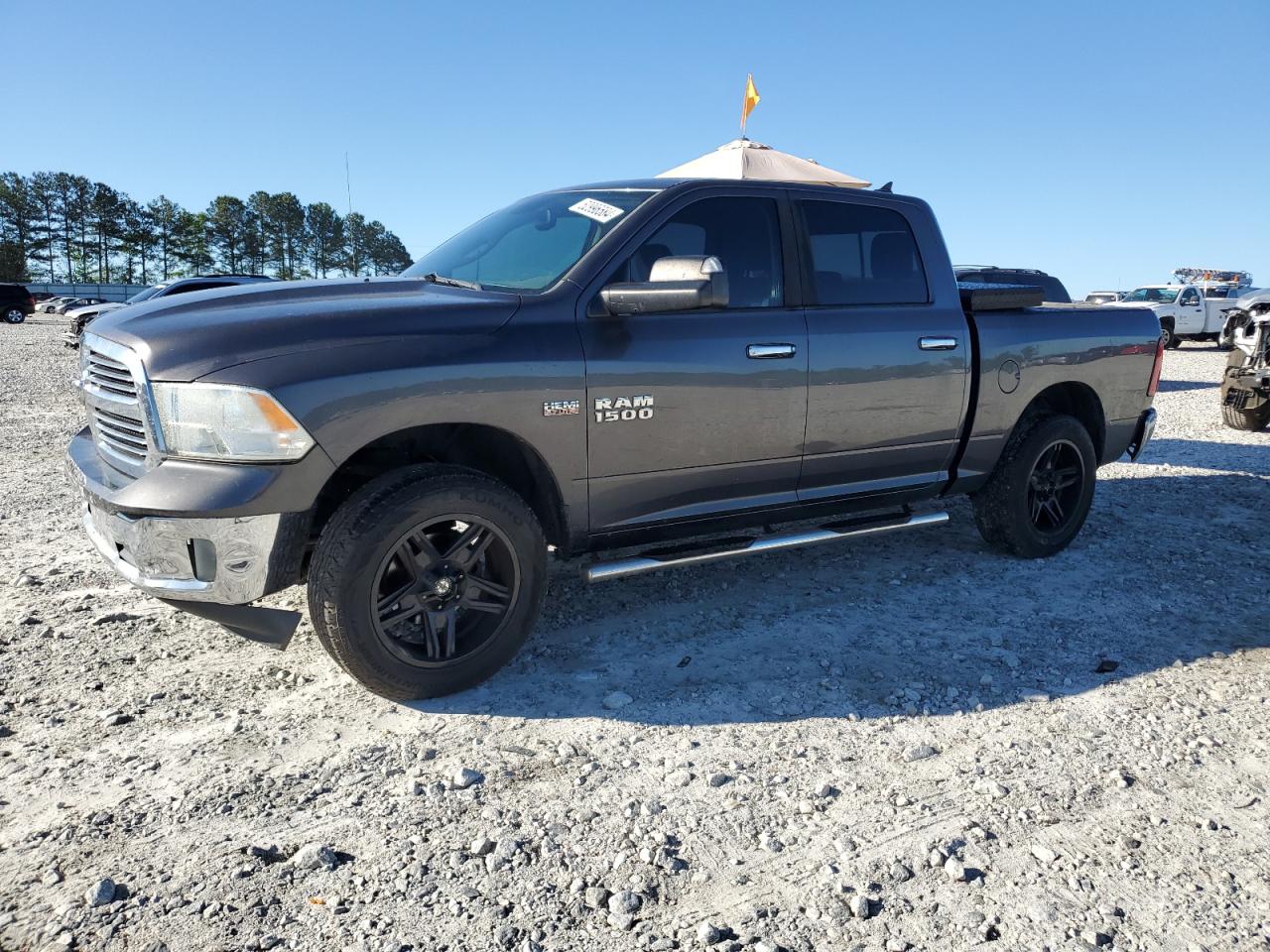 2015 RAM 1500 SLT