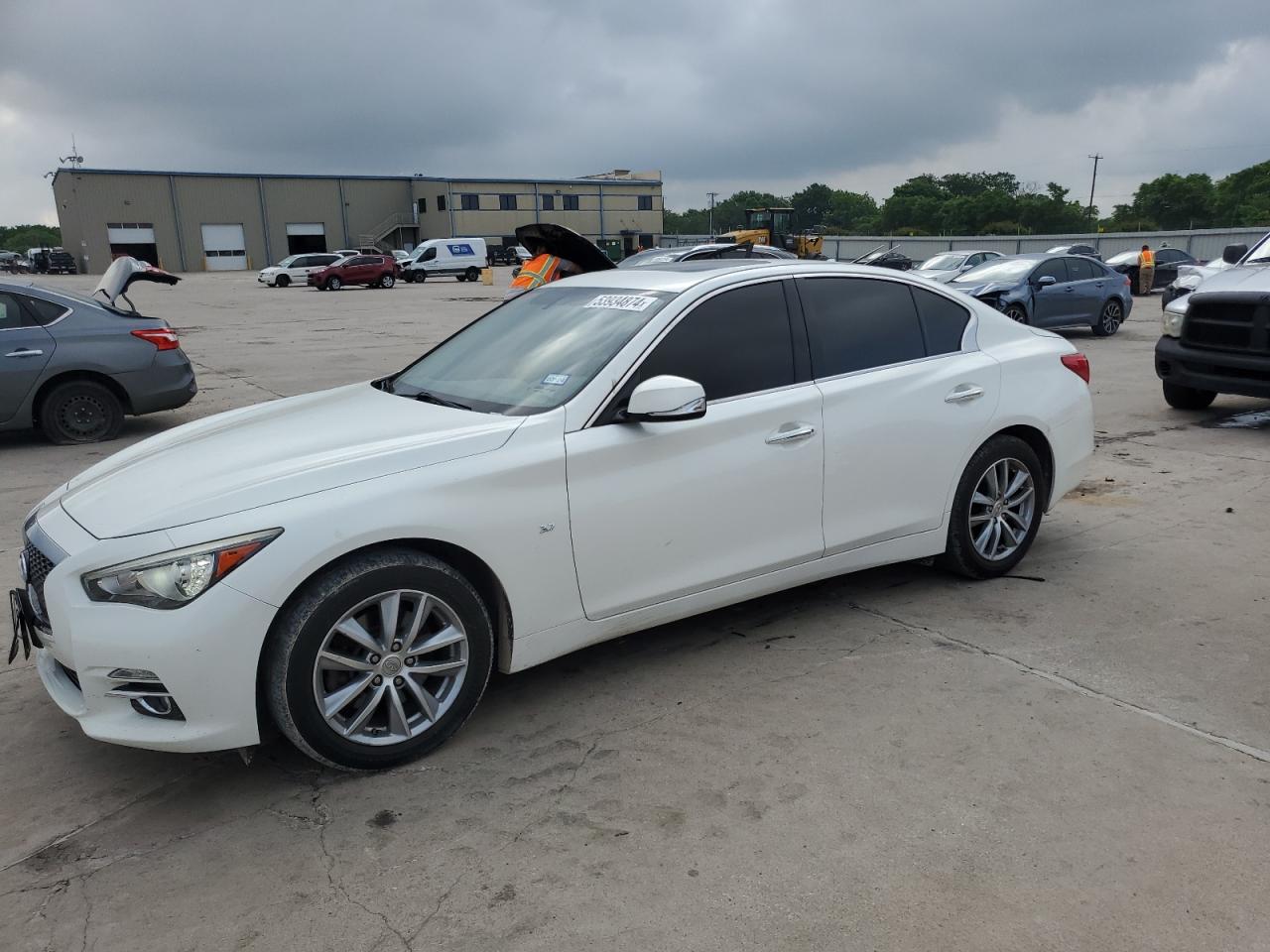 2015 INFINITI Q50 BASE