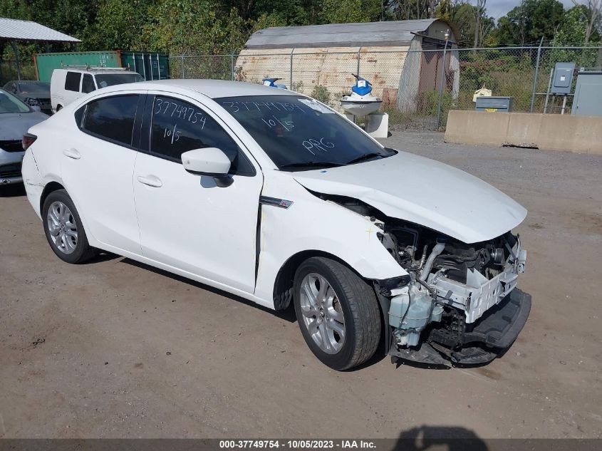 2018 TOYOTA YARIS IA