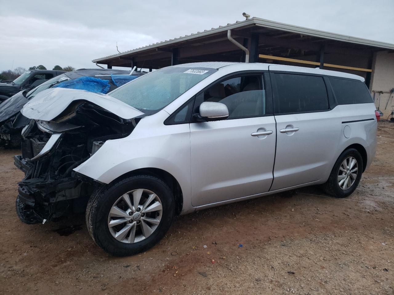 2017 KIA SEDONA LX