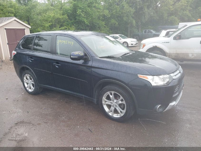 2015 MITSUBISHI OUTLANDER SE