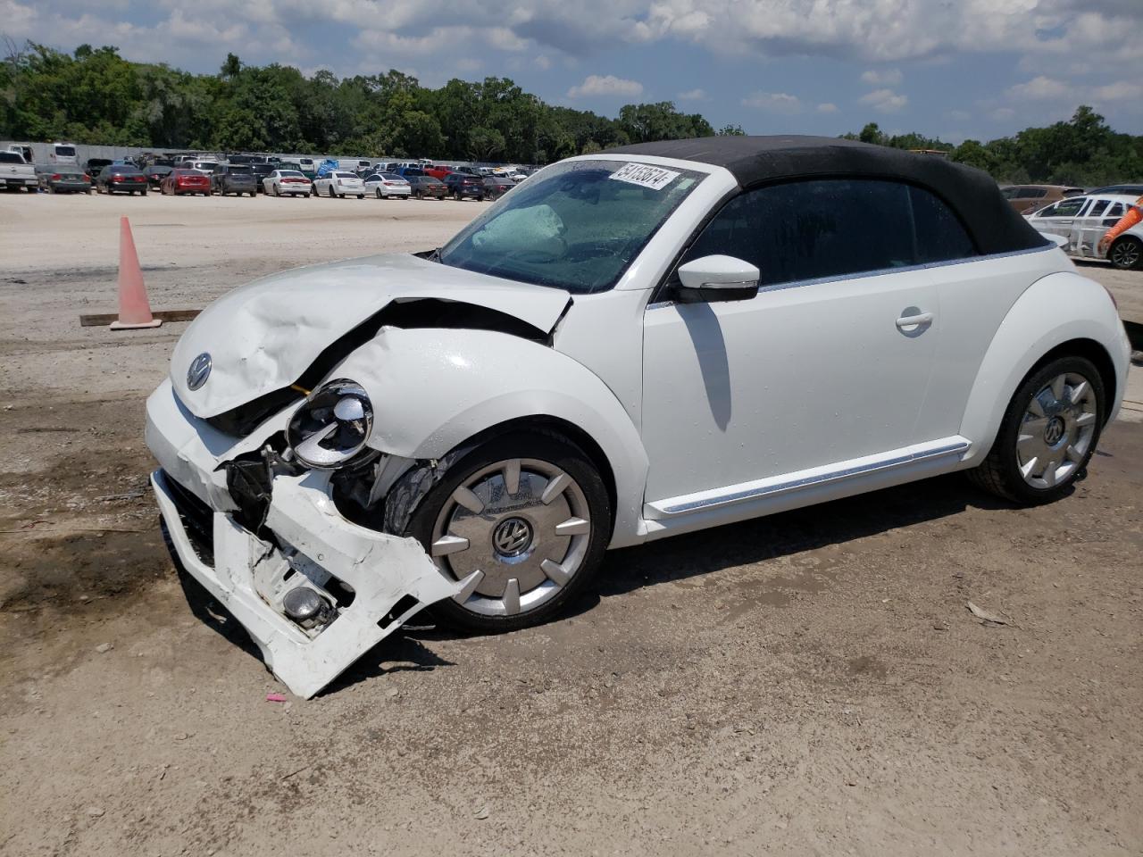 2019 VOLKSWAGEN BEETLE S