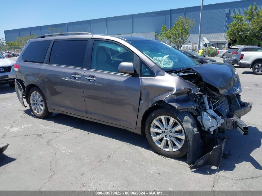 2011 TOYOTA SIENNA LIMITED