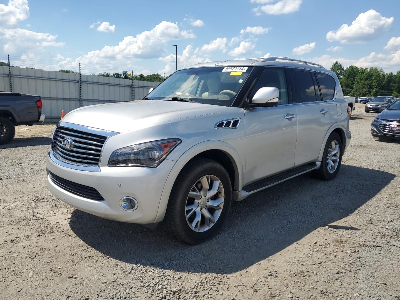 2011 INFINITI QX56