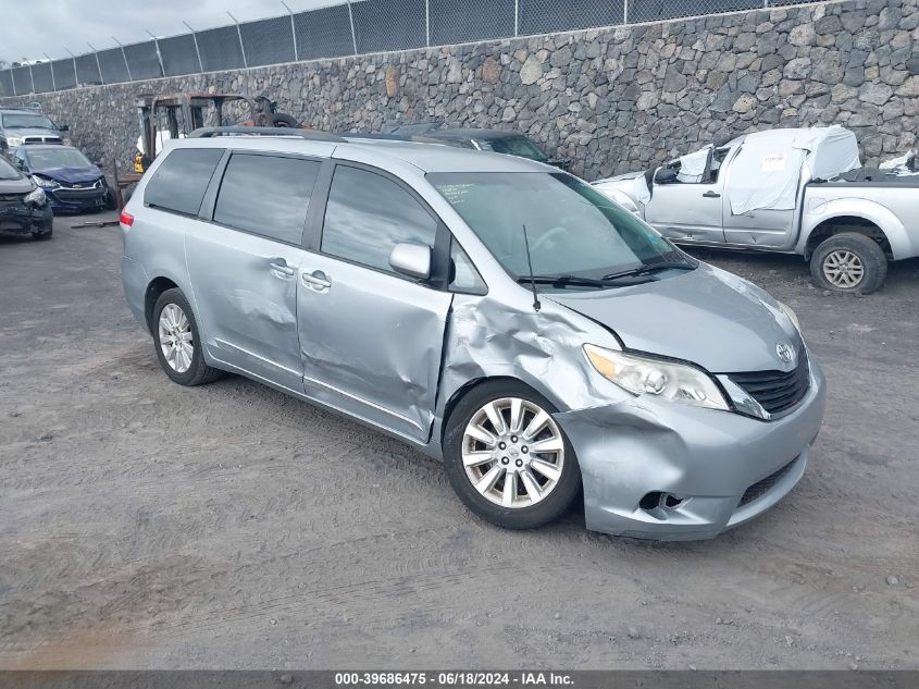 2013 TOYOTA SIENNA LE 7 PASSENGER