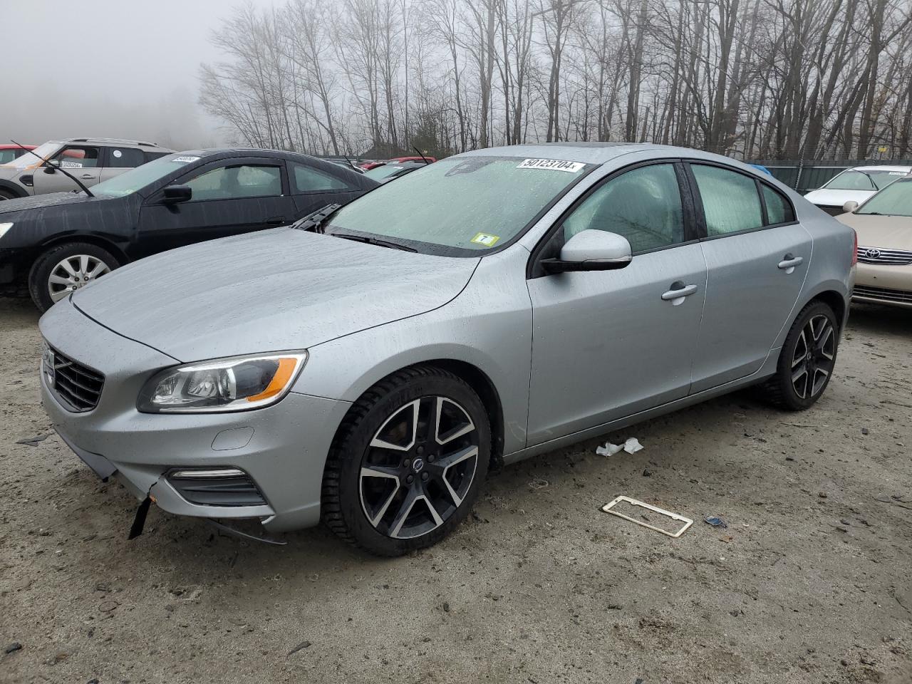 2017 VOLVO S60