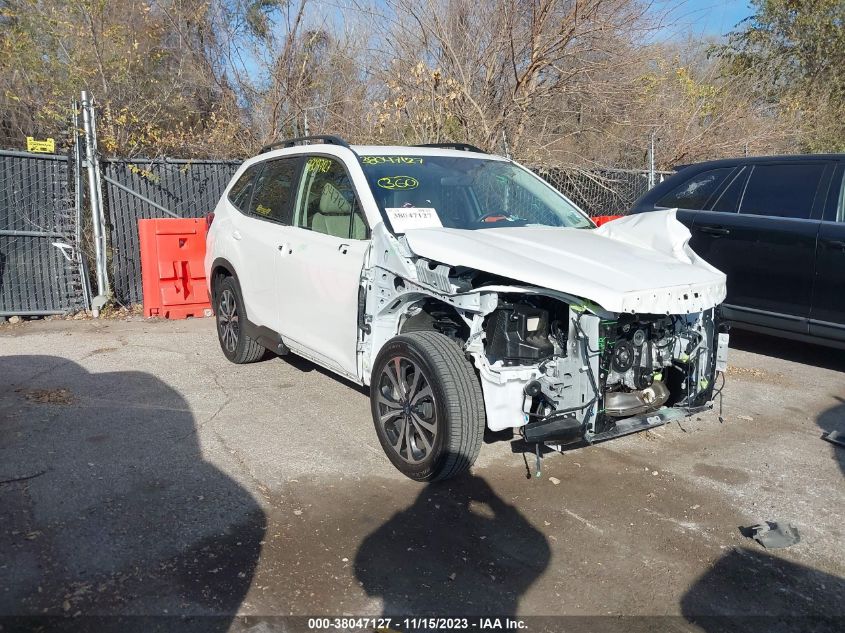 2023 SUBARU FORESTER LIMITED