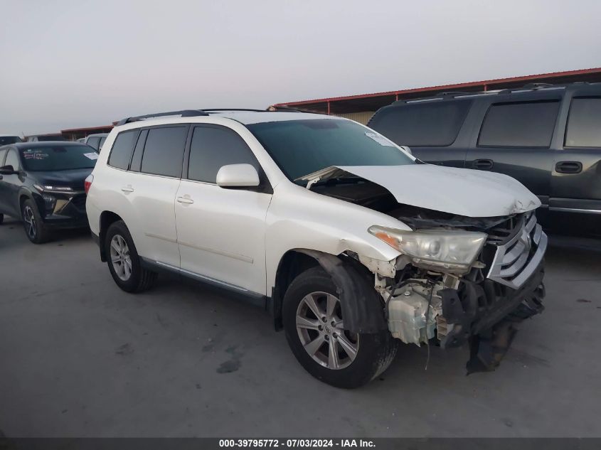 2012 TOYOTA HIGHLANDER SE