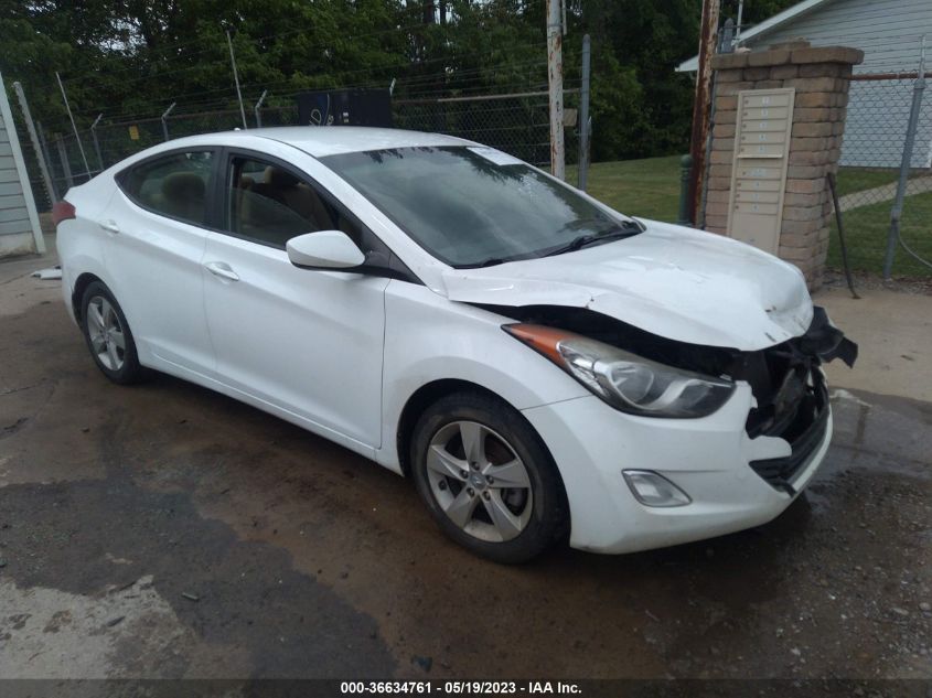 2013 HYUNDAI ELANTRA GLS