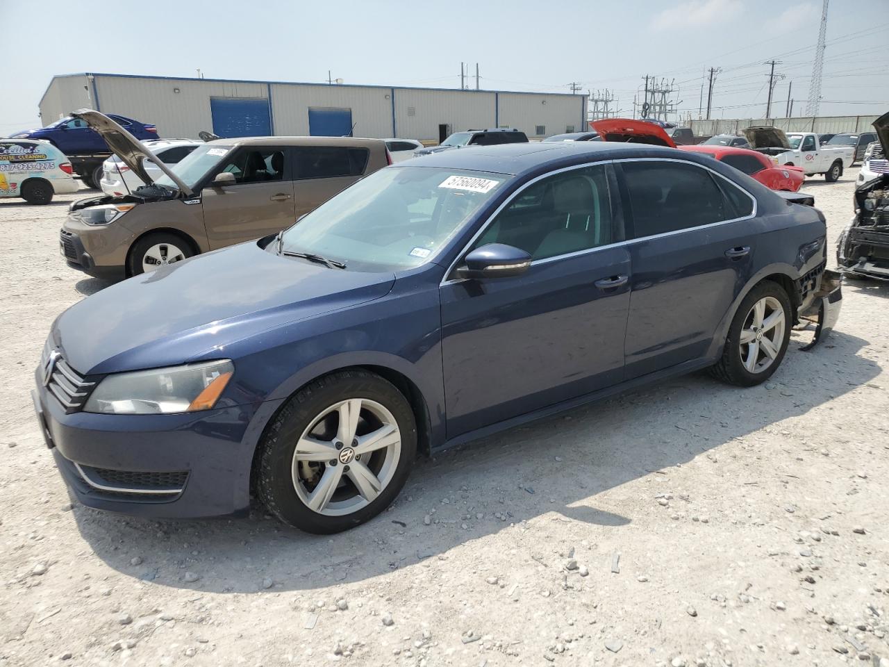 2012 VOLKSWAGEN PASSAT SE