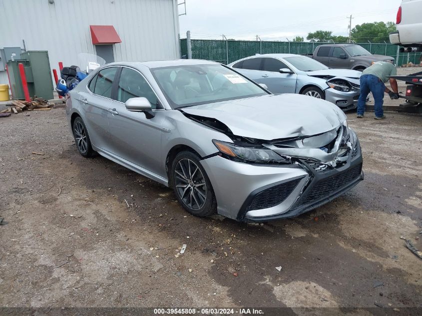 2021 TOYOTA CAMRY SE HYBRID