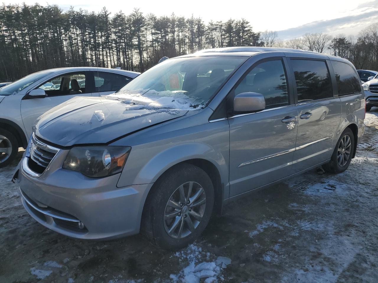 2014 CHRYSLER TOWN & COUNTRY S