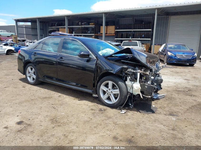 2013 TOYOTA CAMRY SE