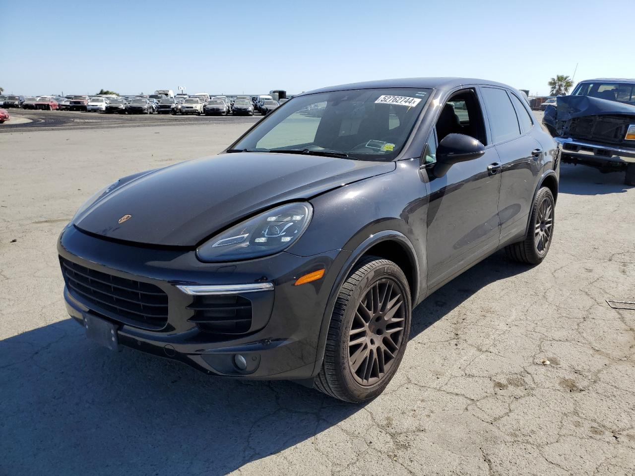 2017 PORSCHE CAYENNE