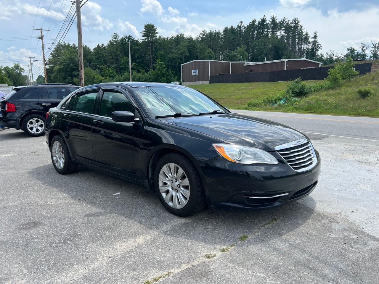 2014 CHRYSLER 200 LX