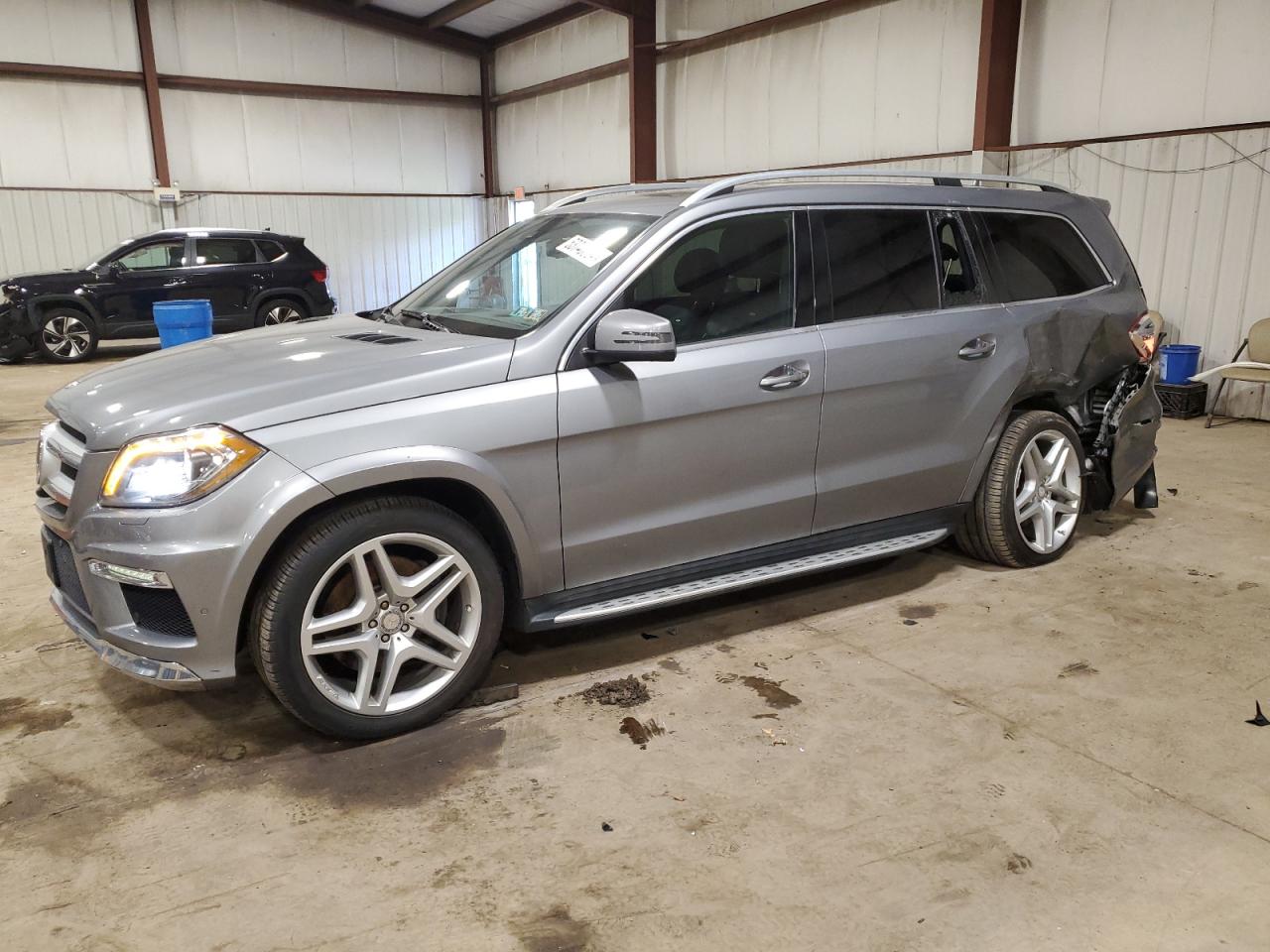 2016 MERCEDES-BENZ GL 550 4MATIC