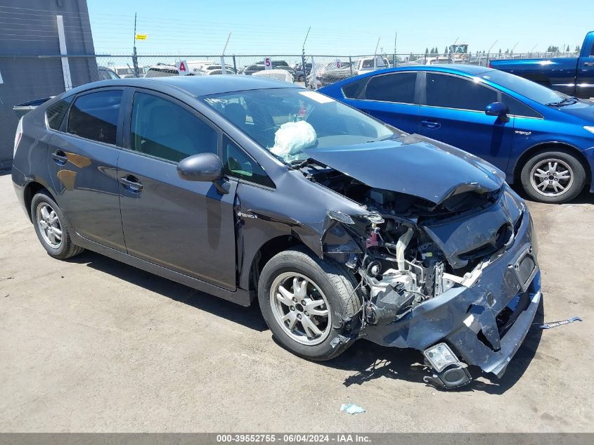 2010 TOYOTA PRIUS III