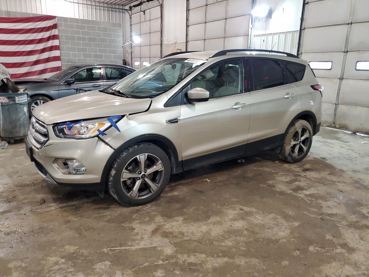 2017 FORD ESCAPE SE