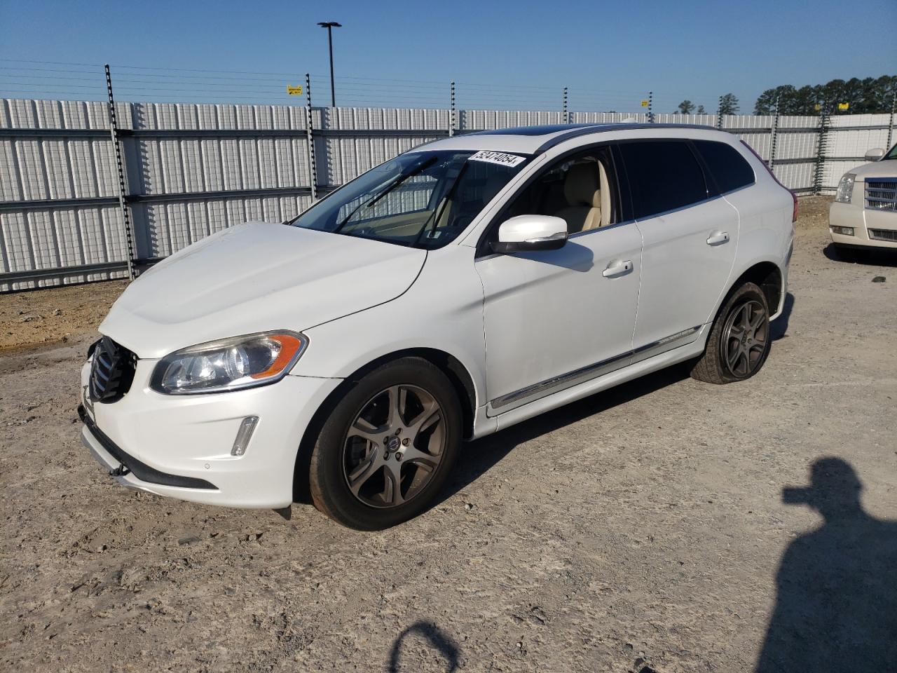 2015 VOLVO XC60 T6 PREMIER