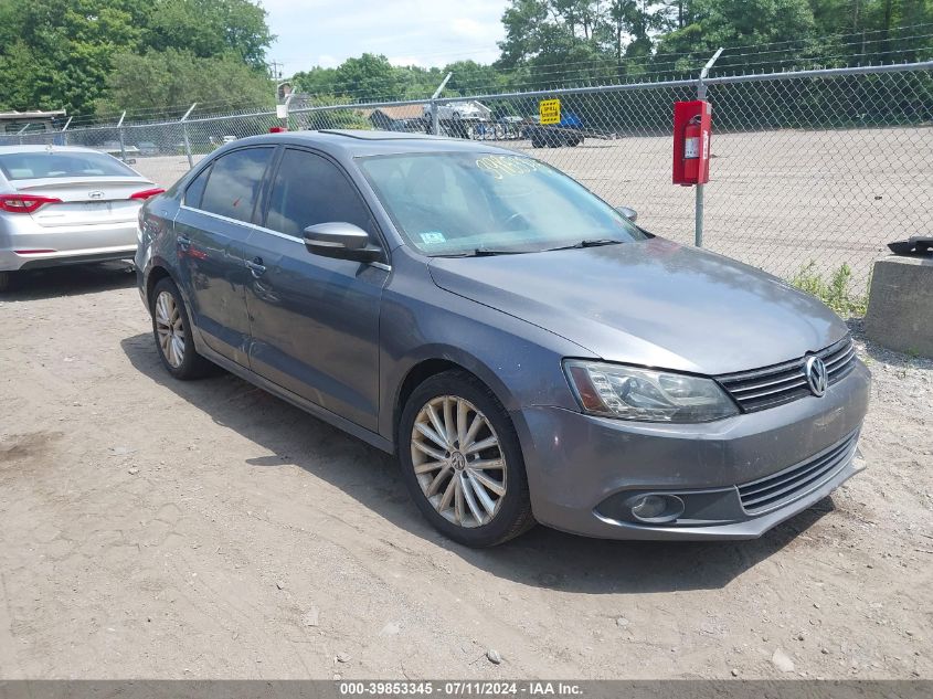 2013 VOLKSWAGEN JETTA 2.0L TDI