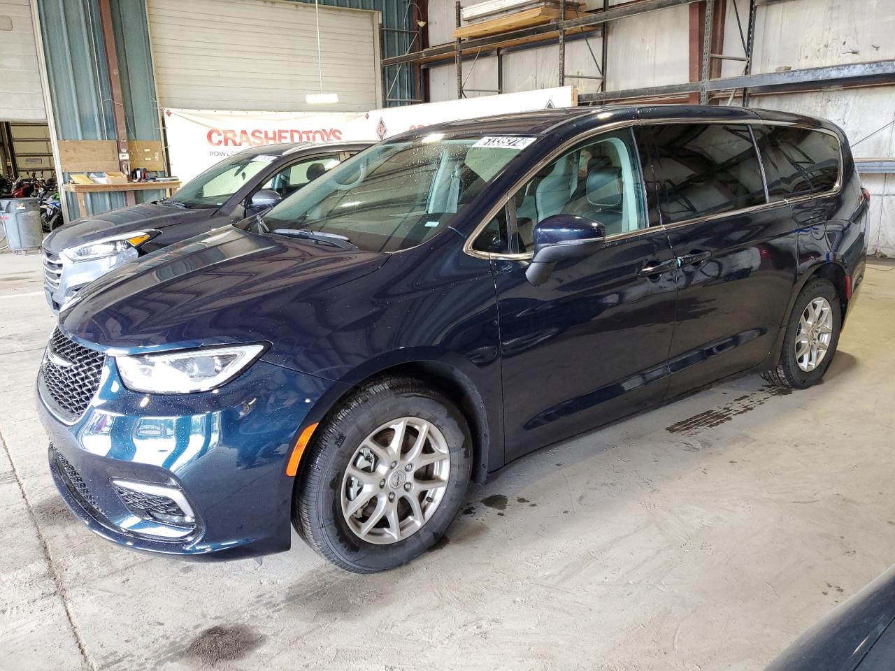 2023 CHRYSLER PACIFICA TOURING L