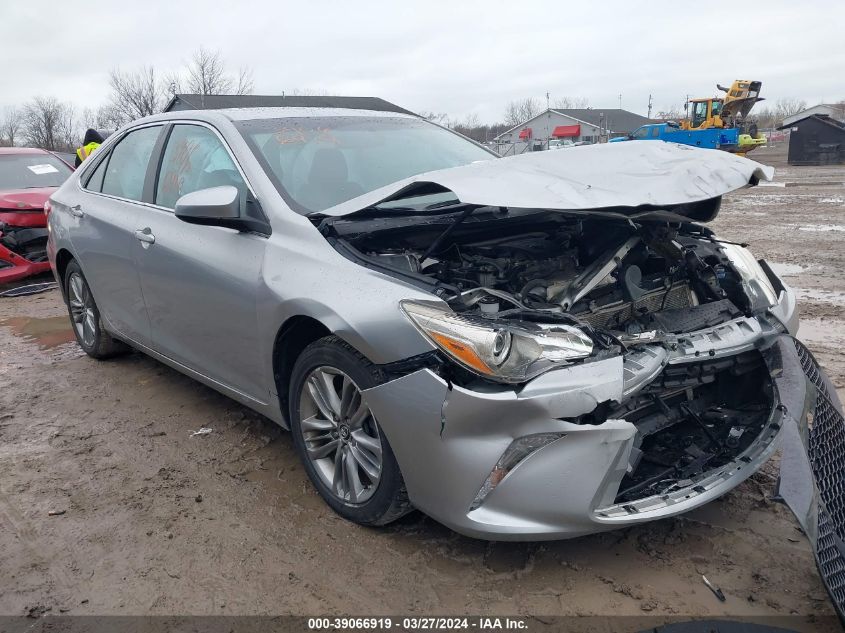 2015 TOYOTA CAMRY SE