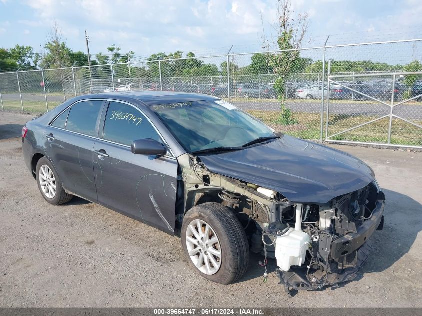 2011 TOYOTA CAMRY XLE