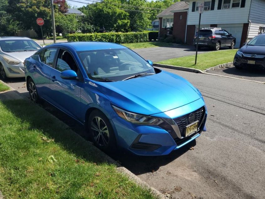 2022 NISSAN SENTRA SV