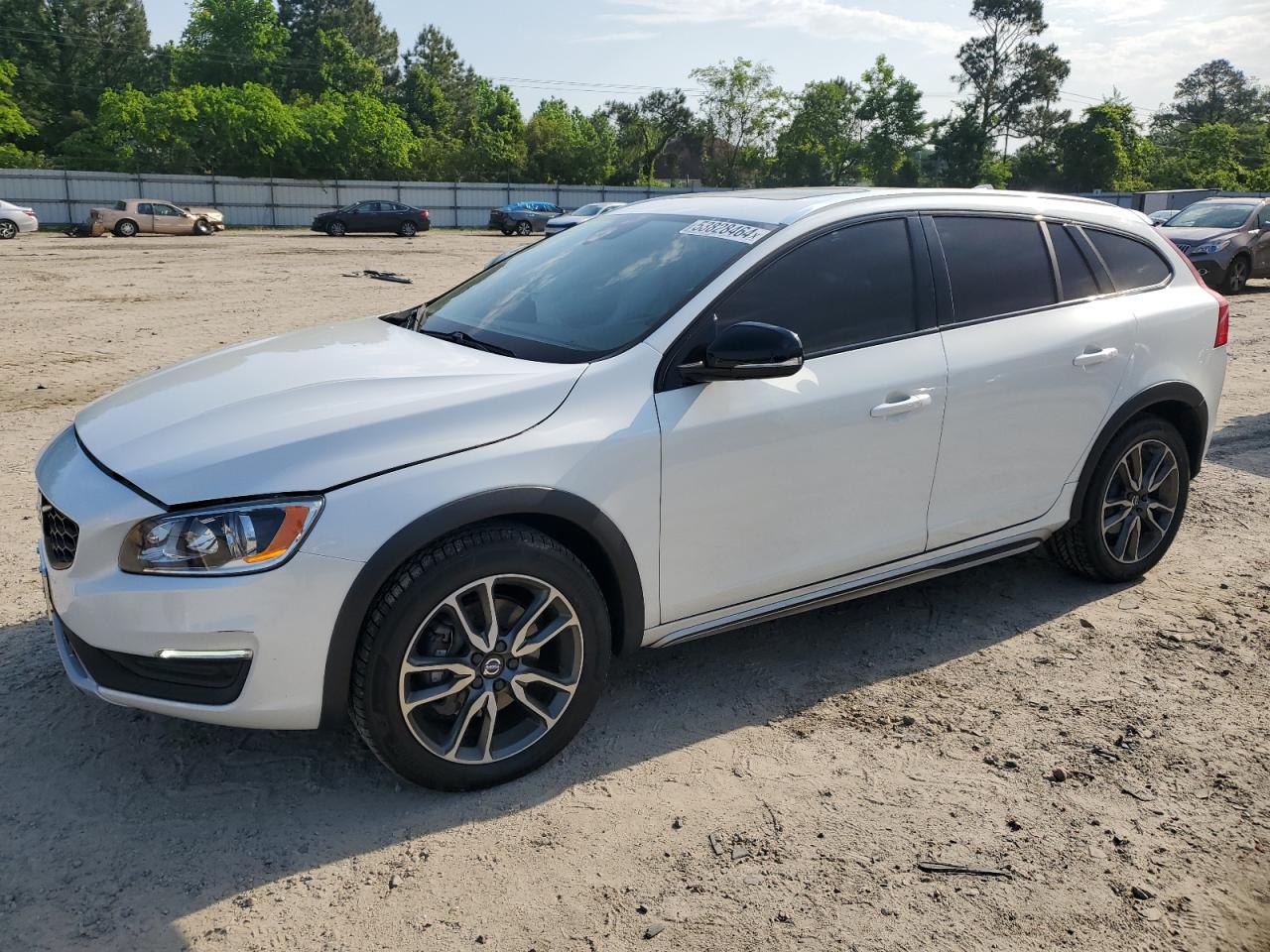 2017 VOLVO V60 CROSS COUNTRY PREMIER