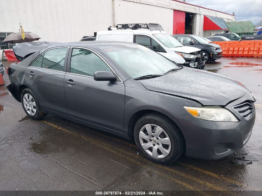 2011 TOYOTA CAMRY LE